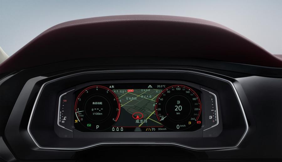 Панель приборов Volkswagen Sagitar 280 TSI 2019 года  (фото 21 из 26)